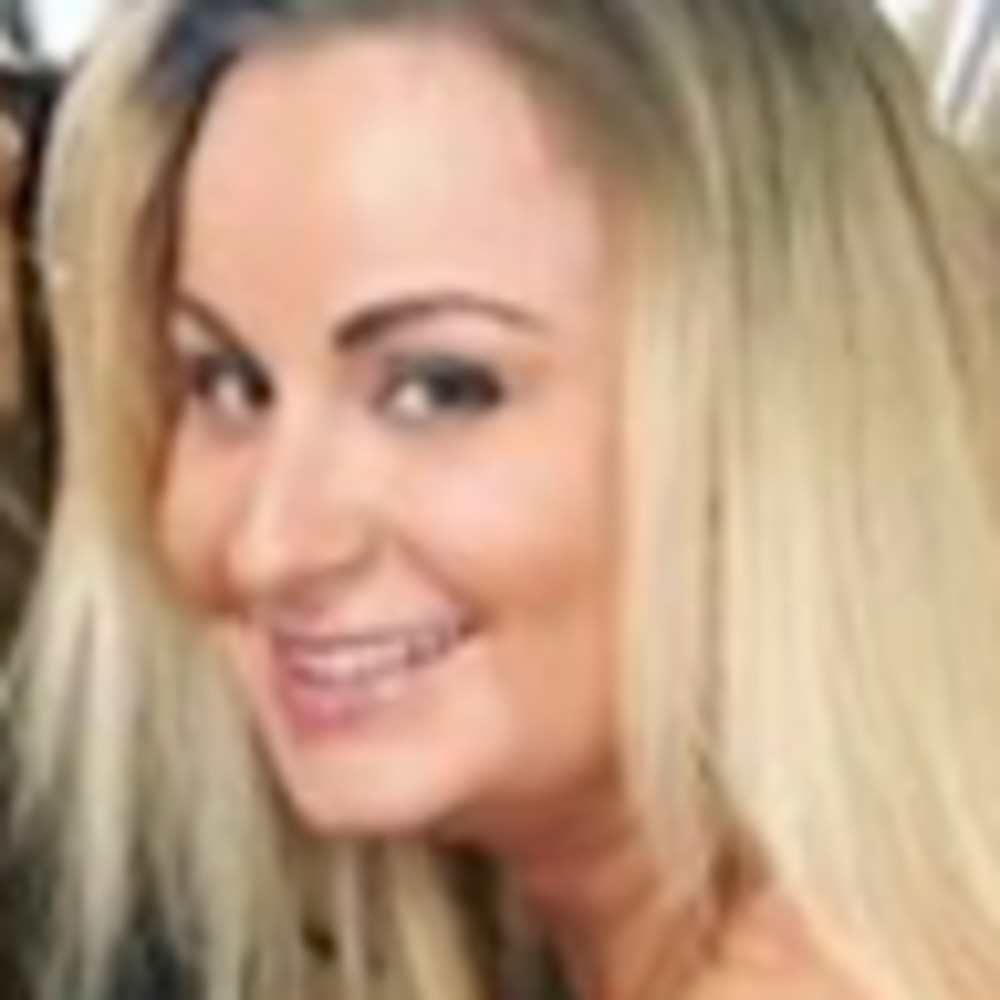Meet your Posher, Corinna